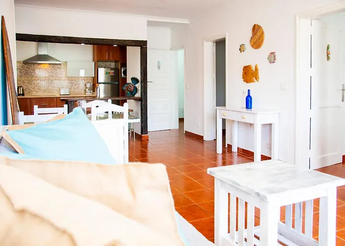 Surf カレタ・デ・ファマラ